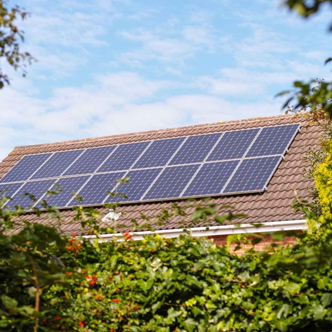 paneles solares en tejado navarra